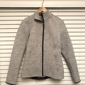 Women’s lululemon thermal sweater - size 8